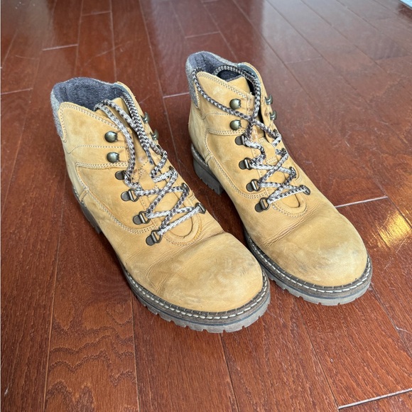 Bos. & Co. Hartney Waterproof Ankle Lace Up Boot Size 41 - Picture 2 of 7